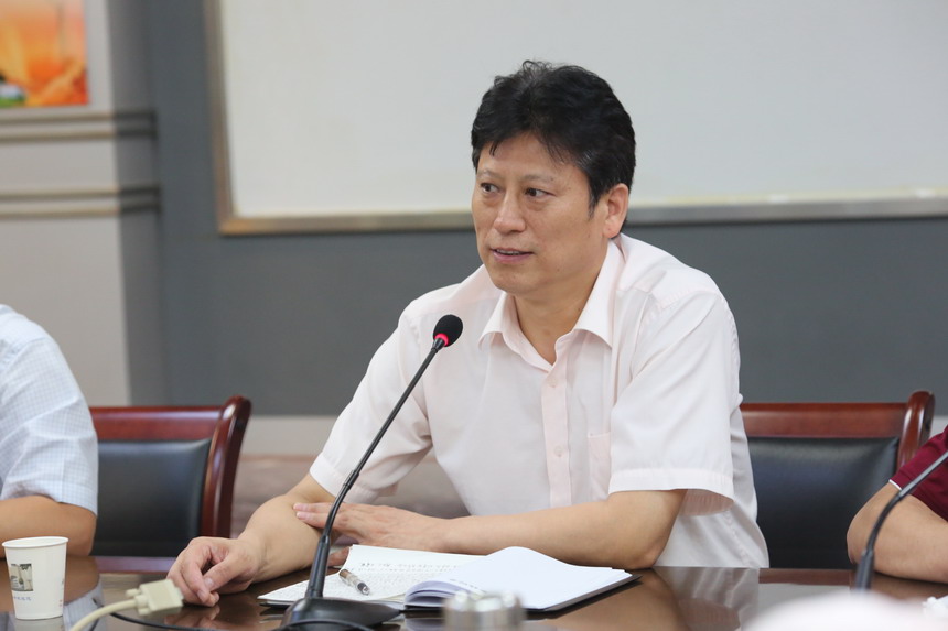 市委调整我校领导班子