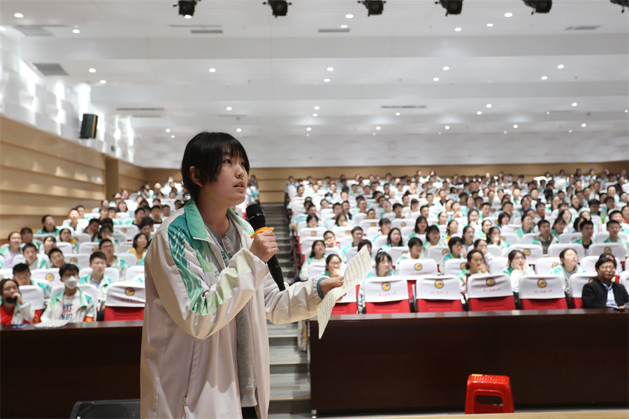 （4）晁艾婧同学电影原声配音.jpg